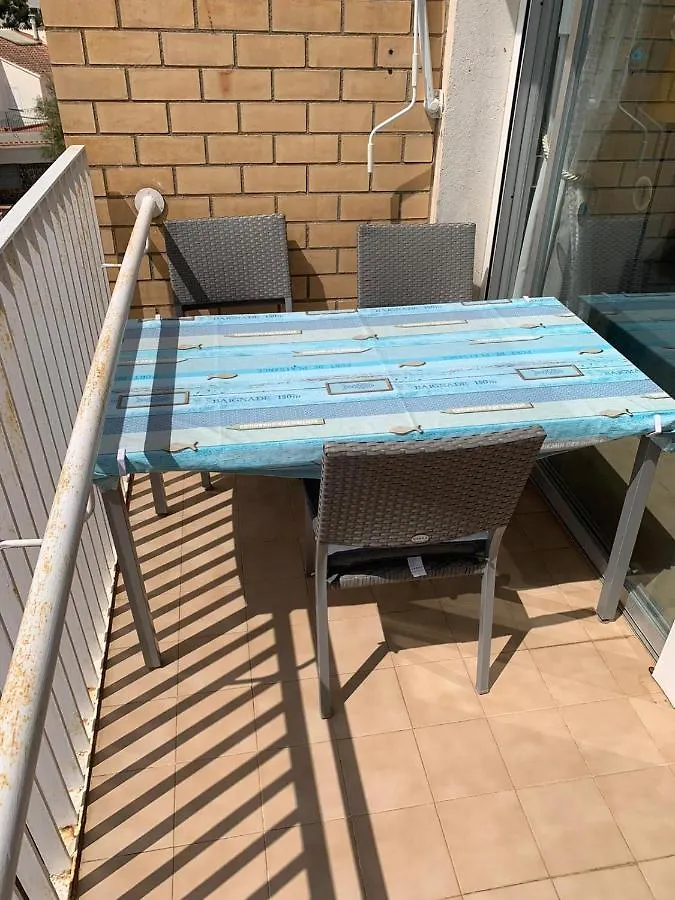 רוזס Studio Pour 4 Personnes A 2 Pas De La Plage ספרד